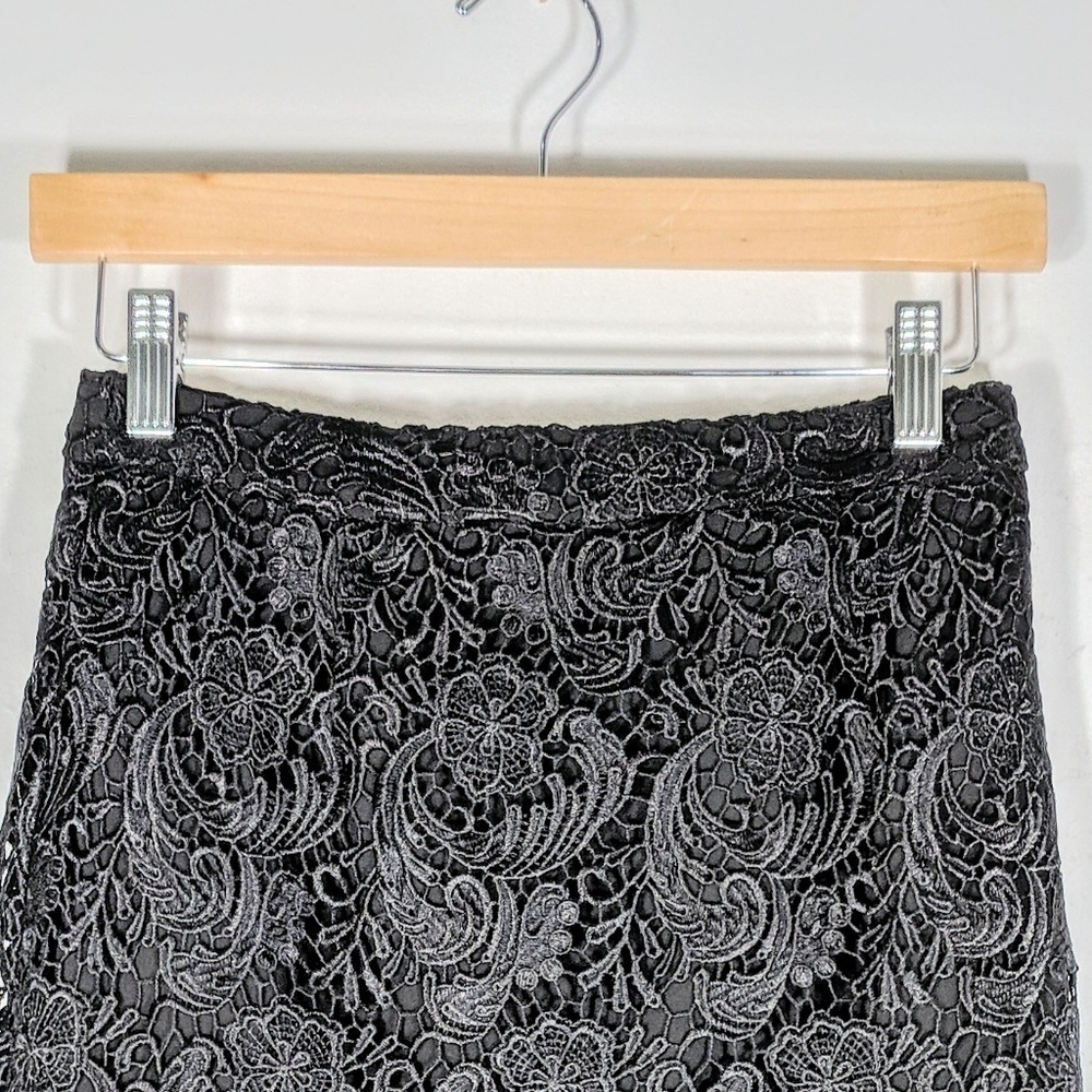 Blaque Label Lace Pencil Skirt - Picture 3 of 6